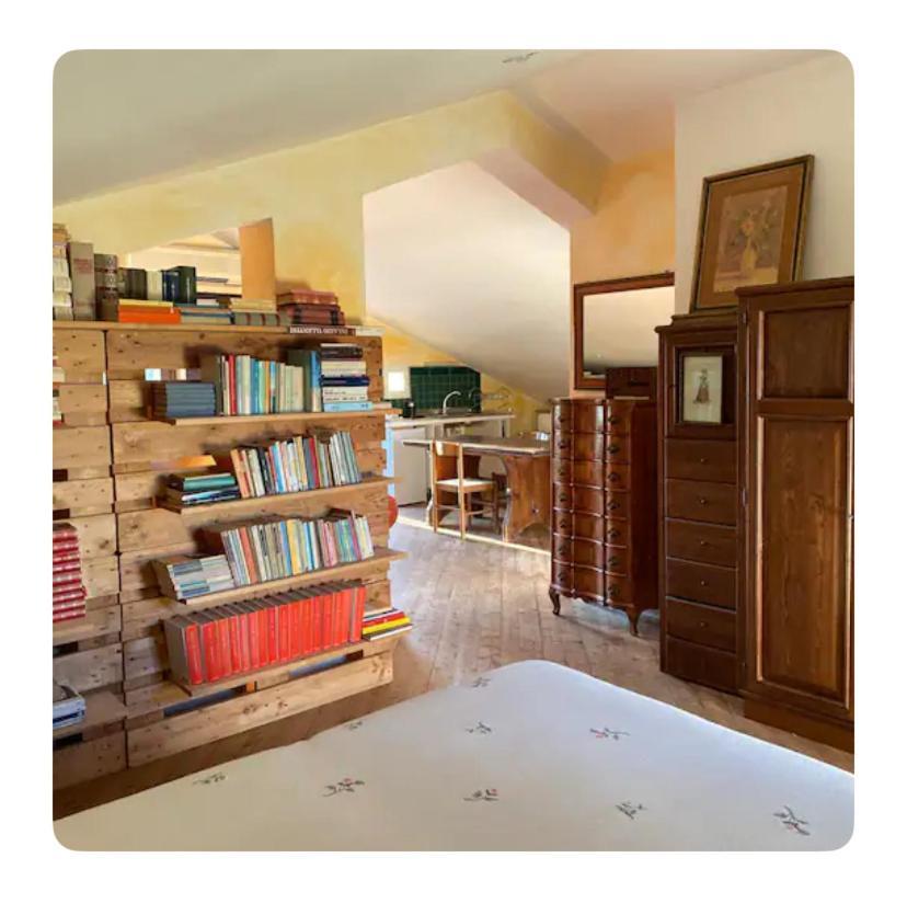 Corelli & Company Rose Musica E Libri Santa Marta Bagian luar foto